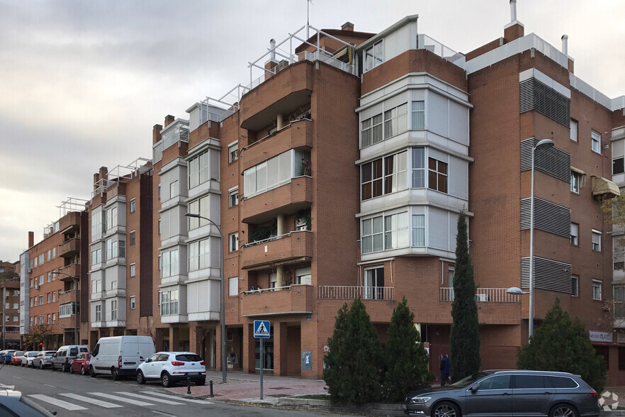 Local commercial dans Torrejón De Ardoz, Madrid à louer - Photo principale – Image 1 sur 2