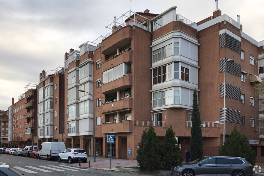 Local commercial dans Torrejón de Ardoz, Madrid à louer - Photo principale – Image 1 sur 2