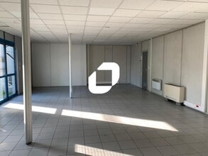 Industriel/Logistique dans Civrieux-d'Azergues à vendre Photo intérieure– Image 1 sur 21
