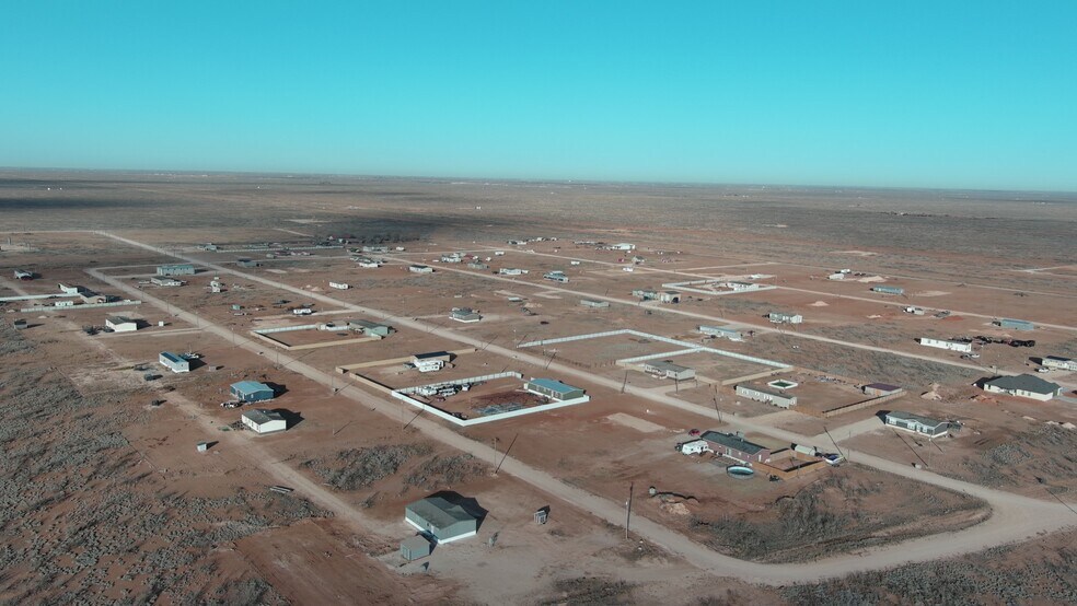 2033 Agua Dulce Dr, Stanton, TX à vendre - Photo de l’immeuble – Image 3 sur 8