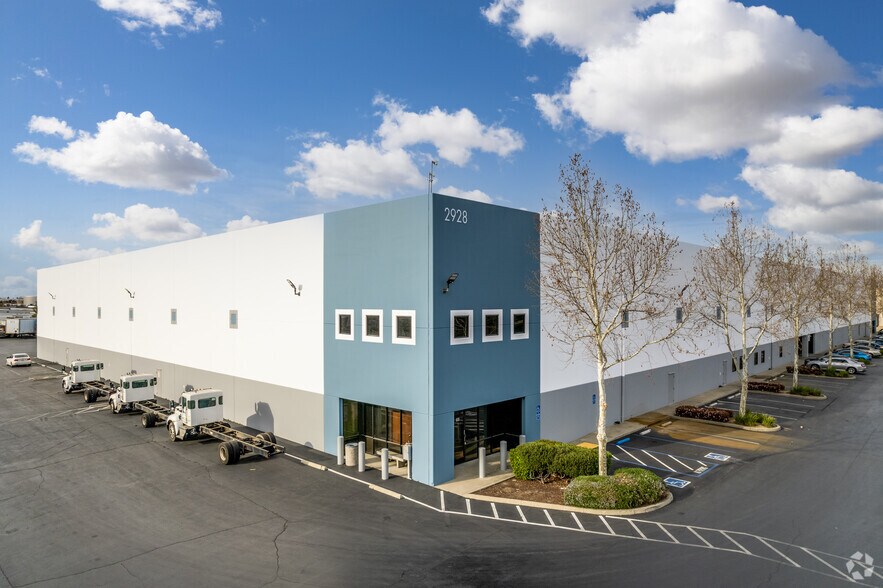 2920 Ramco Ct, West Sacramento, CA à louer - Photo principale – Image 2 sur 4