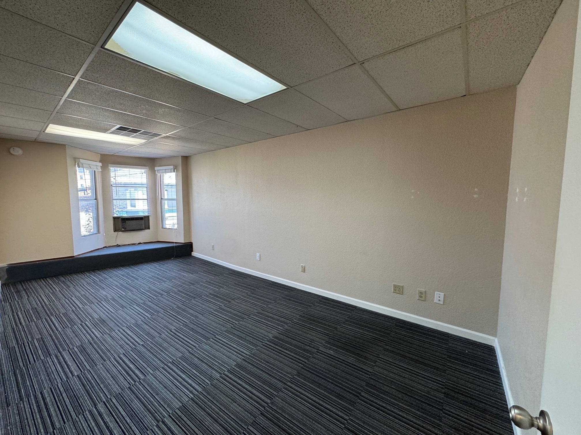 4609-4695 Telegraph Ave, Oakland, CA à louer Photo intérieure– Image 1 sur 4