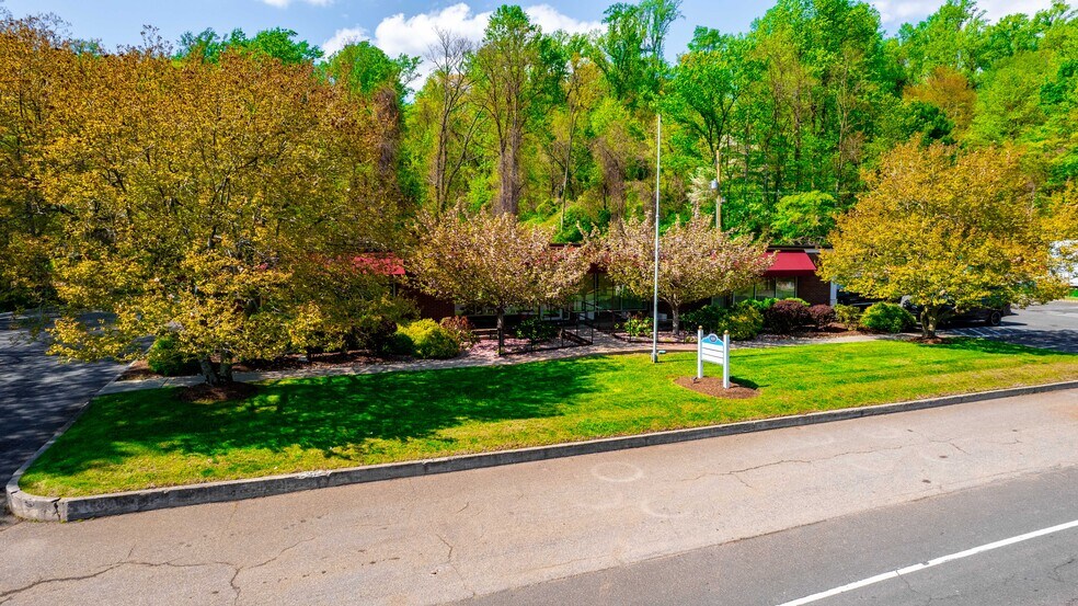 169 Mine Brook Rd, Bernardsville, NJ à vendre - Photo de l’immeuble – Image 2 sur 11