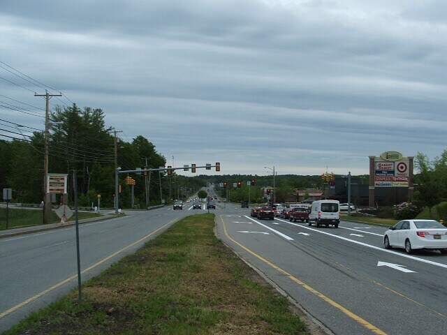 584 Alfred St, Biddeford, ME à louer - Photo de l’immeuble – Image 2 sur 3