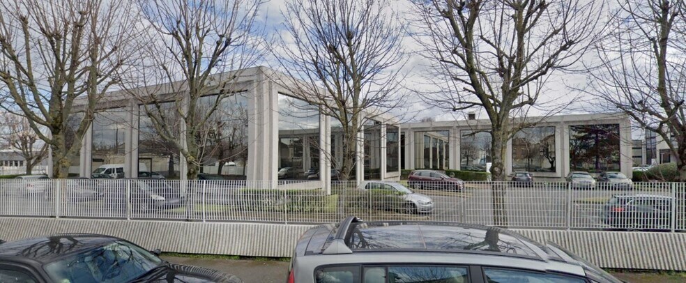 141 Rue Michel Carre, Argenteuil à vendre - Photo de l’immeuble – Image 1 sur 4