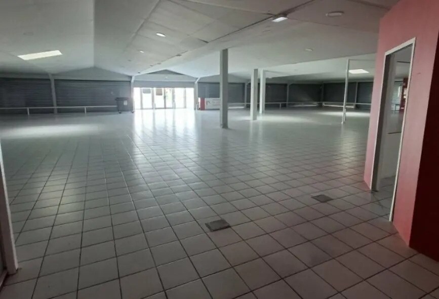 Local d’activités dans Fagnières à louer Photo intérieure– Image 1 sur 2