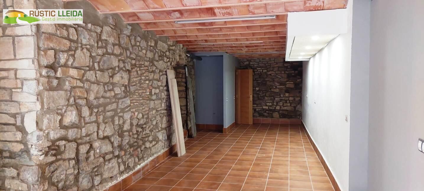 Tàrrega, LER 25300 - Lot - - - Photo intérieure - Image 1 of 3