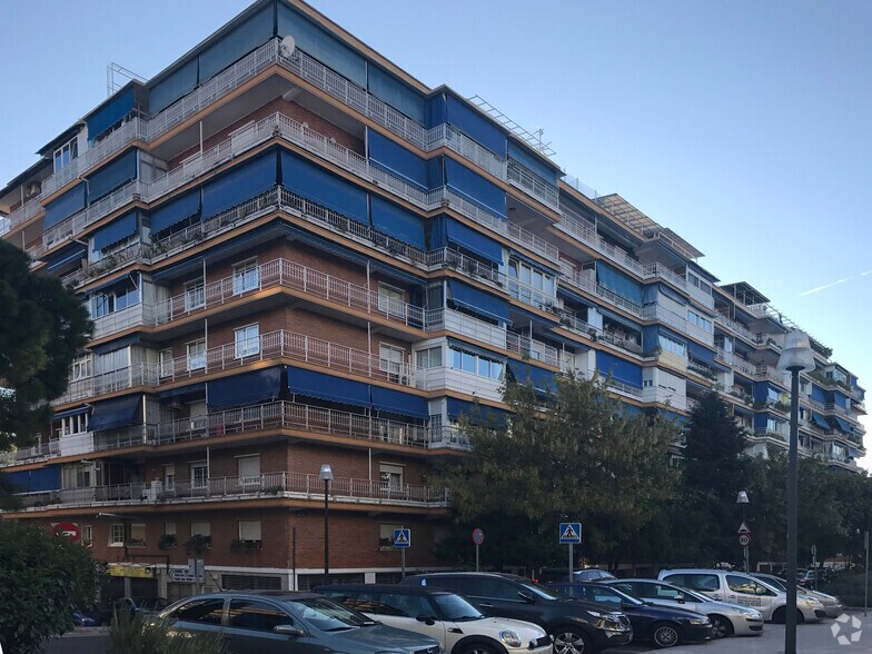 Calle Montecarlo, 1, Móstoles, Madrid à vendre - Photo de l’immeuble – Image 2 sur 2
