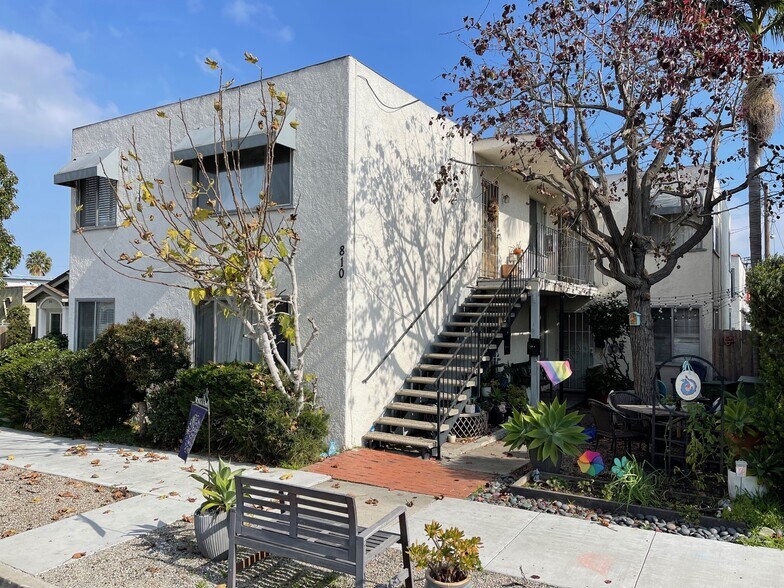 810 Belmont Ave, Long Beach, CA à vendre - Photo de l’immeuble – Image 3 sur 6