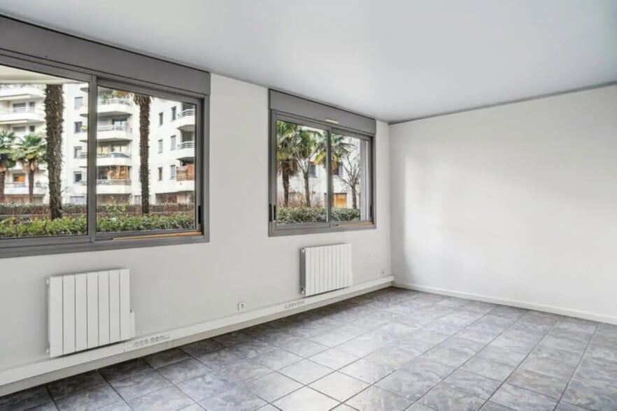 6-8 Rue Bellecombe, Lyon à louer - Photo de l’immeuble – Image 1 sur 8