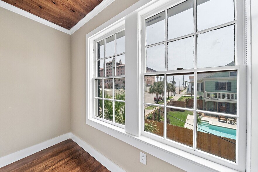 1811 21st St, Galveston, TX à vendre - Photo de l’immeuble – Image 3 sur 18