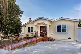Plus de détails pour 7913 Satsuma Ave, Sun Valley, CA - Santé à vendre