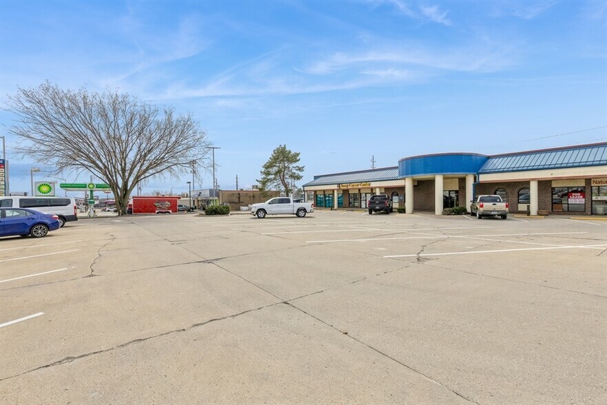 213-217 Duff Ave, Ames, IA à louer - Photo de l’immeuble – Image 3 sur 5