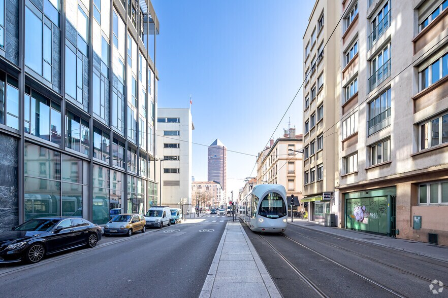 180 Rue De Créqui, Lyon à louer - Photo de l’immeuble – Image 1 sur 1
