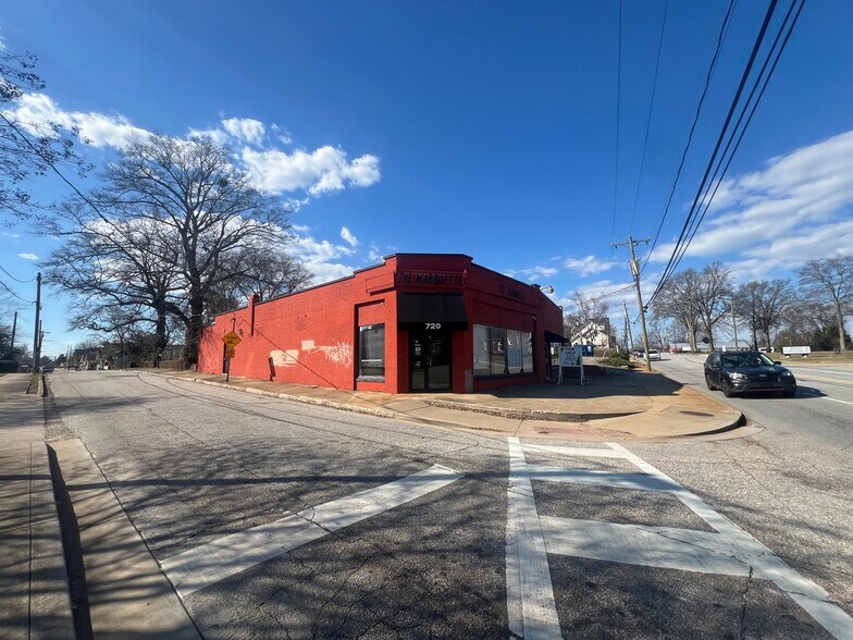 720 Augusta St, Greenville, SC à vendre - Photo principale – Image 1 sur 4