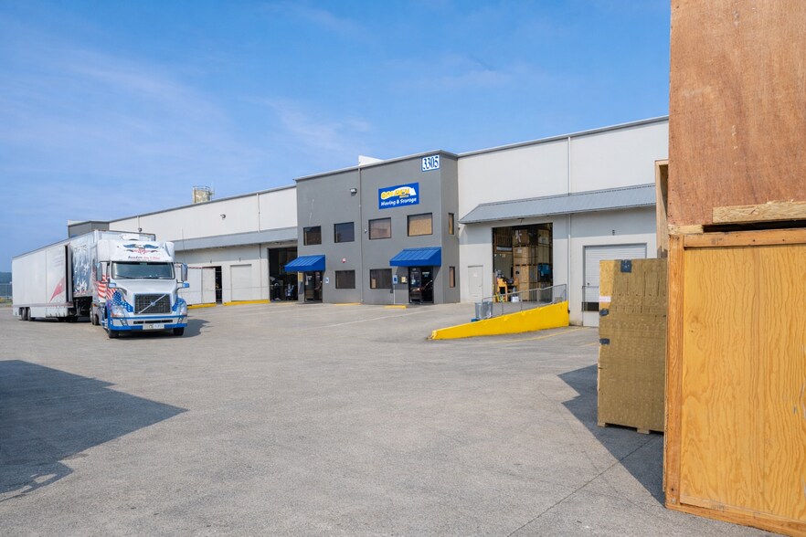 3305 108th St S, Tacoma, WA à louer - Photo de l’immeuble – Image 2 sur 9