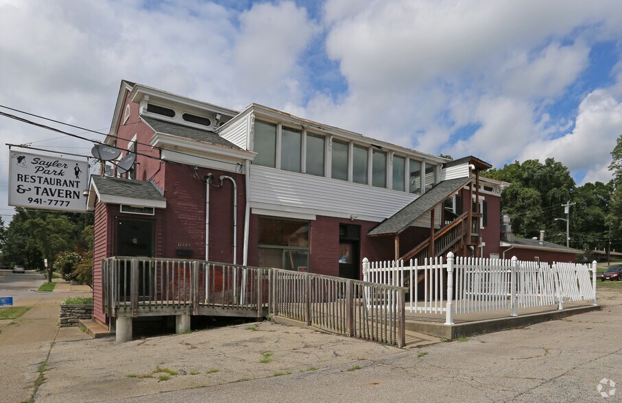 6344 Gracely Dr, Cincinnati, OH à vendre - Photo de l’immeuble – Image 3 sur 13
