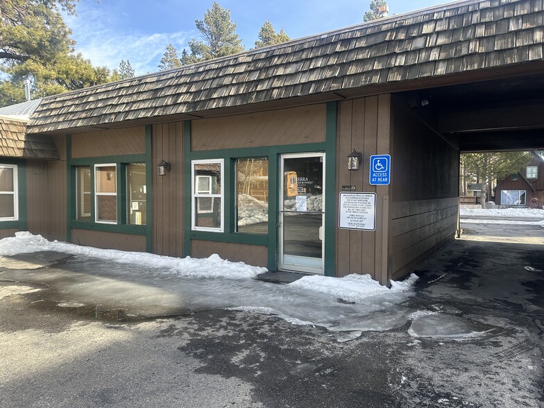 2580 Lake Tahoe Blvd, South Lake Tahoe, CA à louer - Photo de l’immeuble – Image 2 sur 2