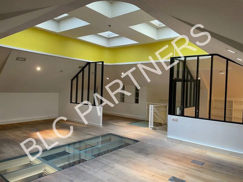 Bureau dans Paris à vendre - Photo intérieure – Image 2 sur 8