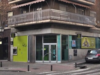 Plus de détails pour Bureau/Local commercial à louer