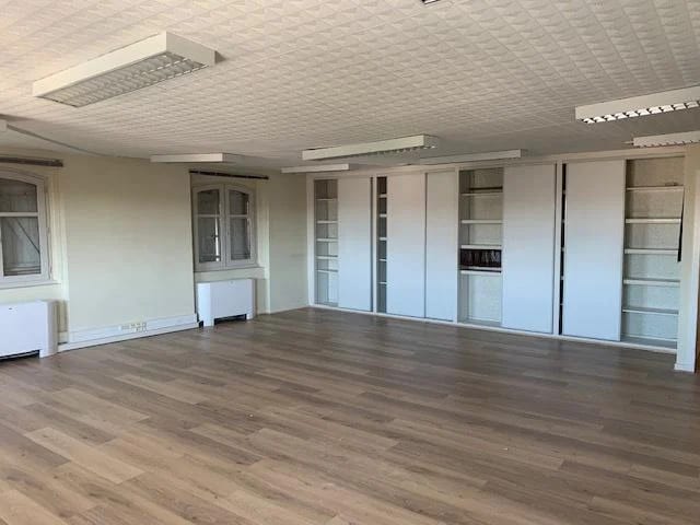 Bureau dans Montauban à louer - Photo de l’immeuble – Image 2 sur 2