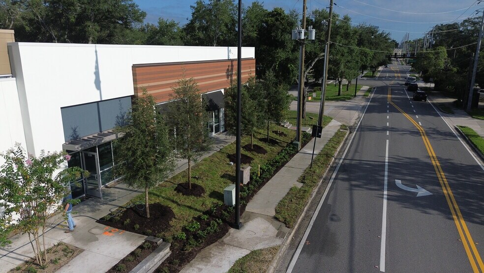 286 Douglas Ave, Altamonte Springs, FL à louer - Photo de l’immeuble – Image 2 sur 24