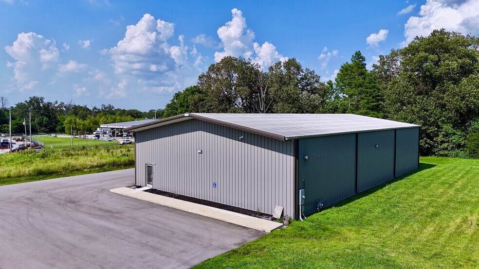 1084 Falconite Oakes Dr, Paducah, KY à louer - Photo de l’immeuble – Image 3 sur 29