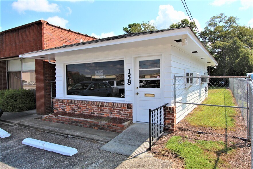 158 S Cashua Dr, Florence, SC à vendre - Photo de l’immeuble – Image 3 sur 4