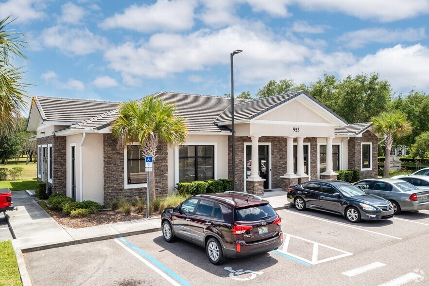 952 International Pky, Lake Mary, FL à vendre - Photo de l’immeuble – Image 2 sur 32