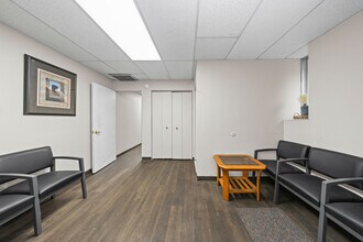 230 North Ave, Mount Clemens, MI à vendre Photo intérieure– Image 2 sur 20