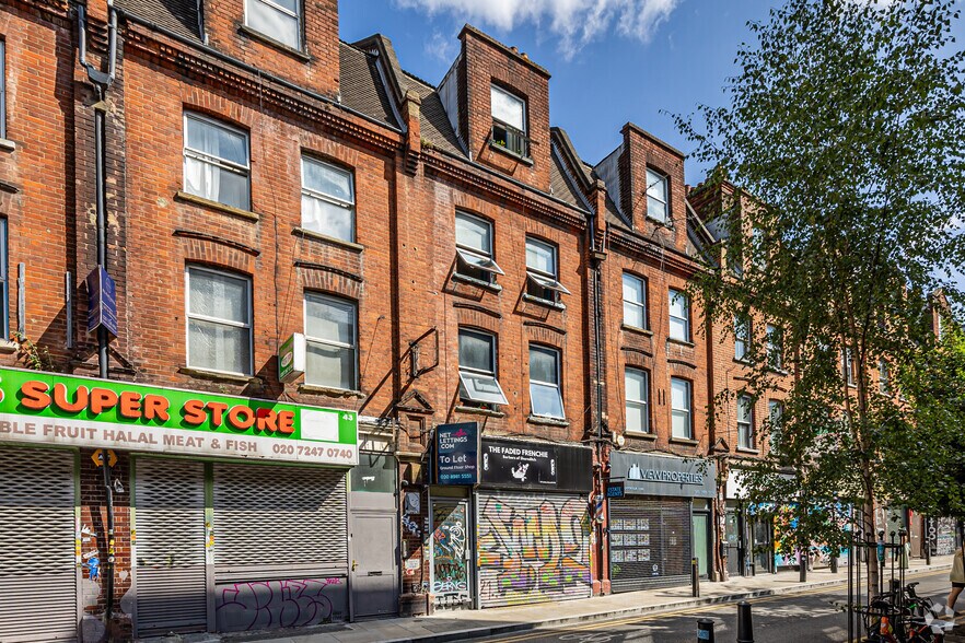 45 Fashion St, Londres à louer - Photo de l’immeuble – Image 3 sur 3