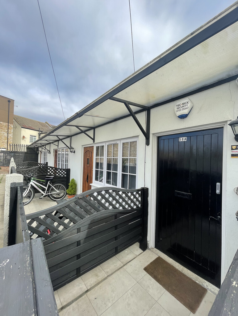 58 Burdett Rd, Southend On Sea à louer Photo de l’immeuble– Image 1 sur 1