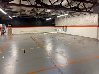 Plus de détails pour 7370 N Ridge Rd, Madison, OH - Local d'activités à louer