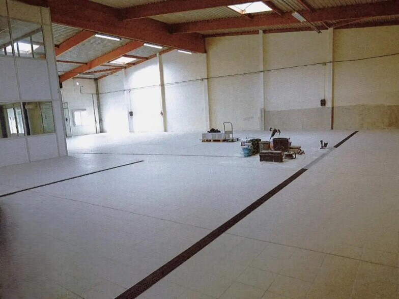 Bureau dans Décines-Charpieu à louer - Photo intérieure – Image 3 sur 6