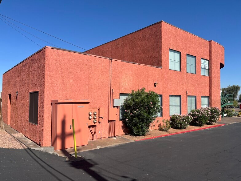 309 W Lake Mead Pky, Henderson, NV à louer - Photo de l’immeuble – Image 3 sur 13
