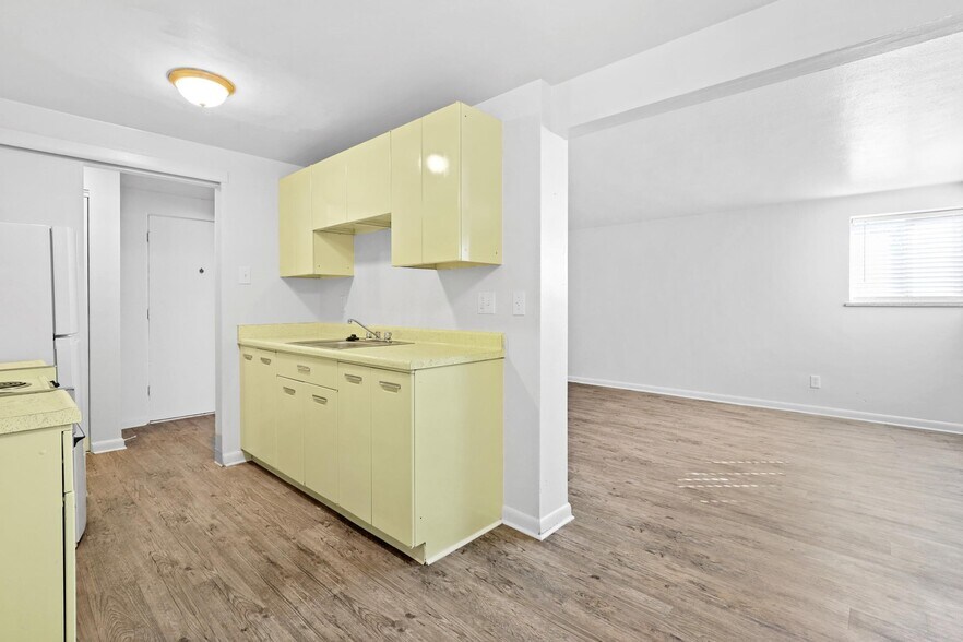 900 W Abriendo Ave, Pueblo, CO à vendre - Photo intérieure – Image 2 sur 6