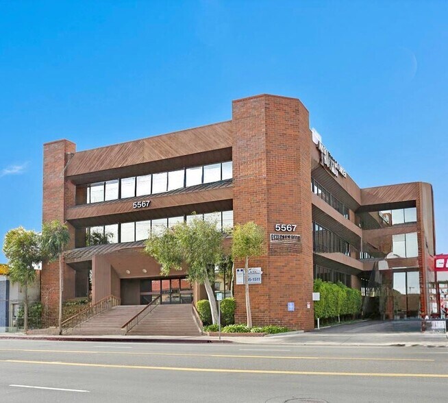 5567 Reseda Blvd, Tarzana, CA à vendre - Photo principale – Image 1 sur 3