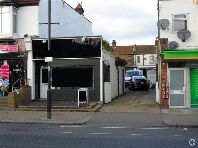 747 Southchurch Rd, Southend On Sea à vendre - Photo de l’immeuble – Image 2 sur 2