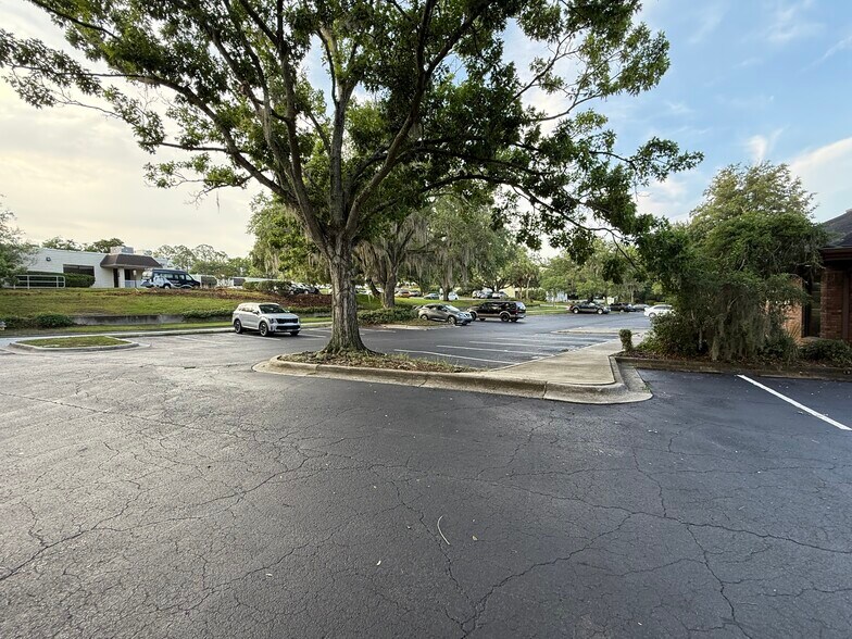 6800 NW 9th Blvd, Gainesville, FL à vendre - Photo de l’immeuble – Image 2 sur 9