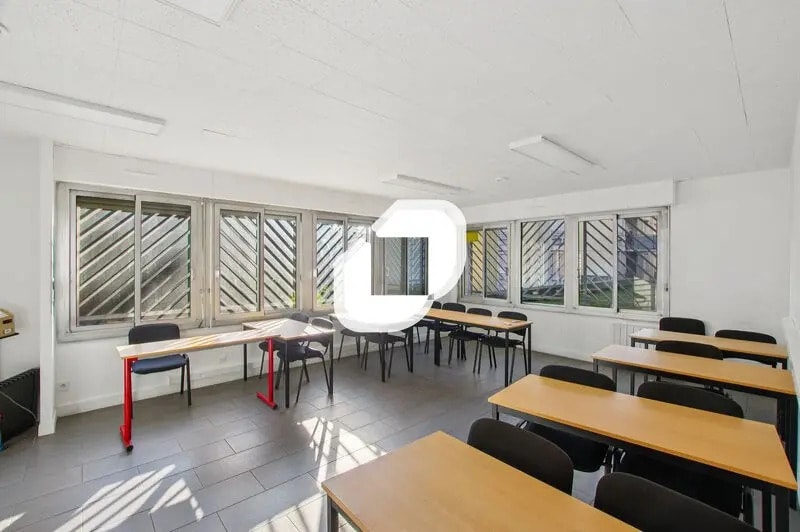 Bureau dans Bobigny à vendre - Photo intérieure – Image 3 sur 13