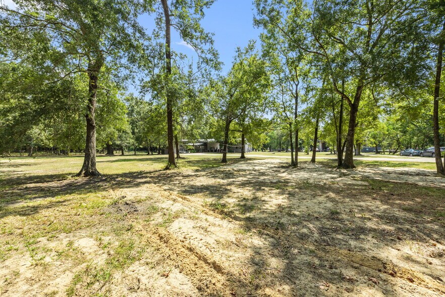 23602 Interstate 10, Wallisville, TX à vendre - Photo de l’immeuble – Image 3 sur 31