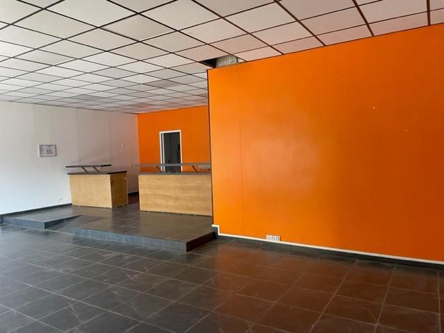 Local commercial dans Moissy-Cramayel à louer Photo intérieure– Image 1 sur 3