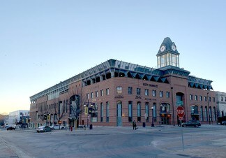 Plus de détails pour 14 S Linn St, Iowa City, IA - Bureau à vendre