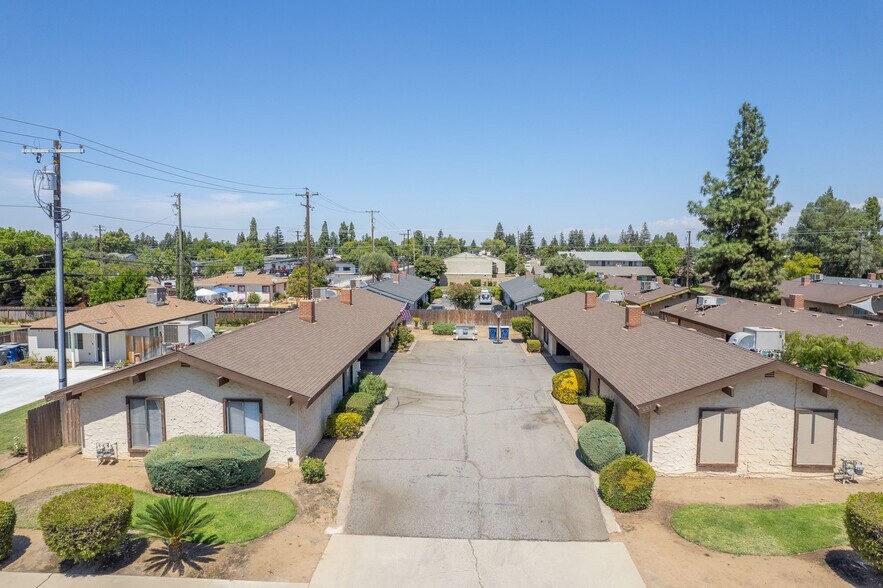523 W Mesa Ave, Clovis, CA à vendre - Photo de l’immeuble – Image 3 sur 47