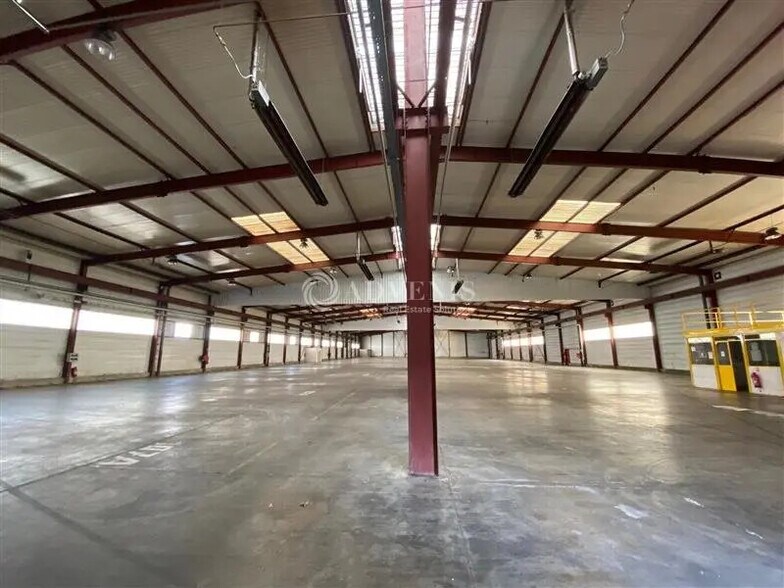 Local d’activités dans Bonneuil-sur-Marne à louer - Photo intérieure – Image 1 sur 4