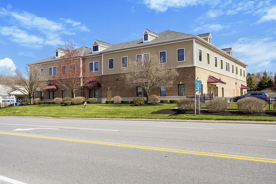 399 Albany Shaker Rd, Loudonville, NY à louer - Photo de l’immeuble – Image 1 sur 39