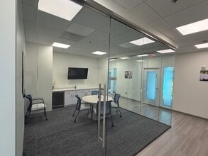 13580 Groupe Dr, Woodbridge, VA à louer Photo intérieure– Image 2 sur 6