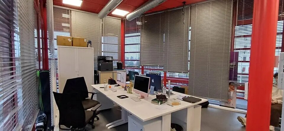 Bureau dans Hérouville-Saint-Clair à louer - Photo de l’immeuble – Image 2 sur 11