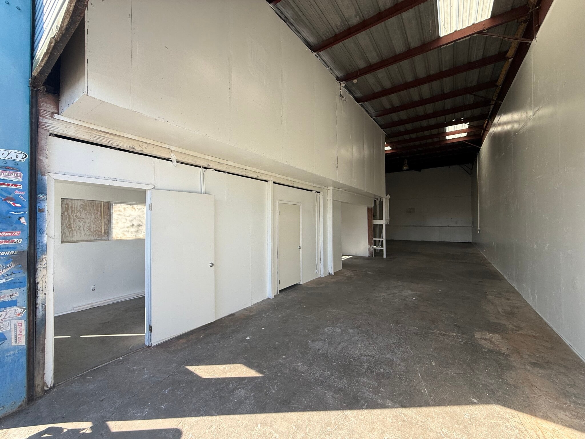 37444 Sycamore St, Newark, CA à louer Photo de l’immeuble– Image 1 sur 3