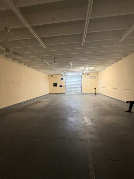 91 NW 166th St, Miami, FL à louer - Photo de l’immeuble – Image 2 sur 8